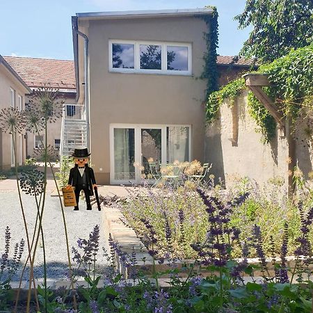 Aparthotel Travel Art Boardinghouse Neuruppin Esterno foto